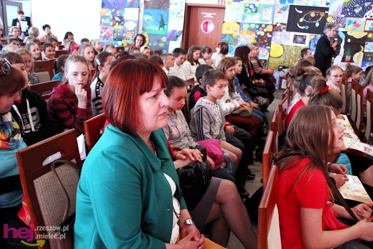 Świeże mleko i owoce - kosmiczny duet w naszej szkole. Projekt podsumowany