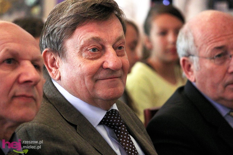 Świeże mleko i owoce - kosmiczny duet w naszej szkole. Projekt podsumowany