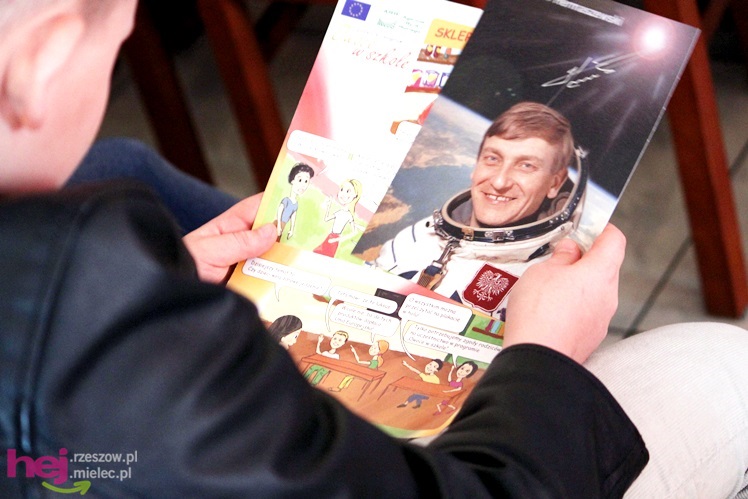 Świeże mleko i owoce - kosmiczny duet w naszej szkole. Projekt podsumowany