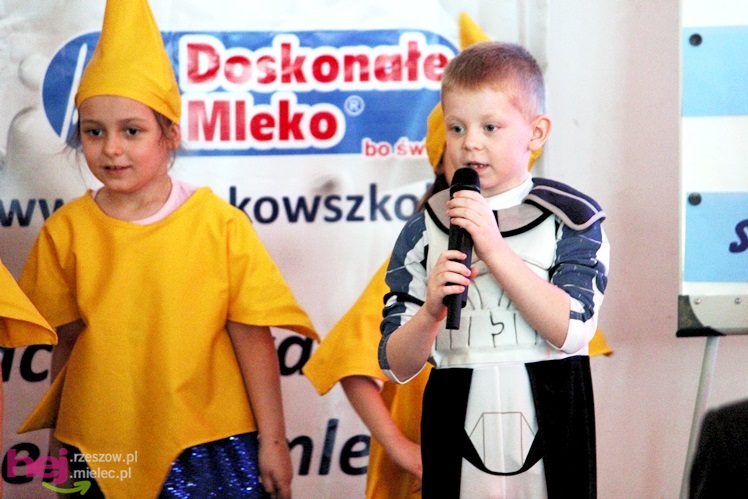 Świeże mleko i owoce - kosmiczny duet w naszej szkole. Projekt podsumowany