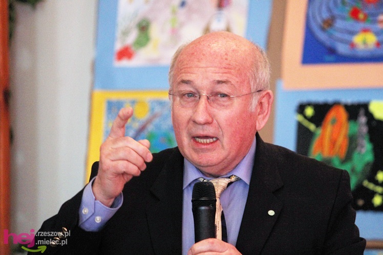 Świeże mleko i owoce - kosmiczny duet w naszej szkole. Projekt podsumowany