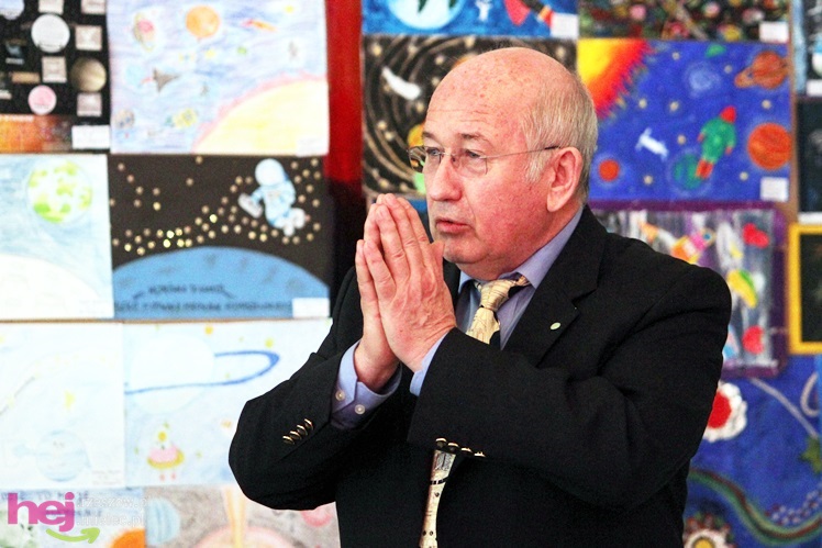 Świeże mleko i owoce - kosmiczny duet w naszej szkole. Projekt podsumowany