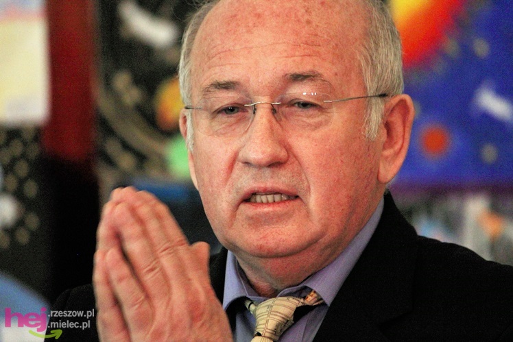 Świeże mleko i owoce - kosmiczny duet w naszej szkole. Projekt podsumowany