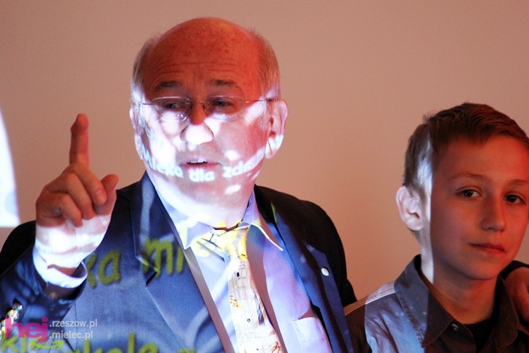 Świeże mleko i owoce - kosmiczny duet w naszej szkole. Projekt podsumowany