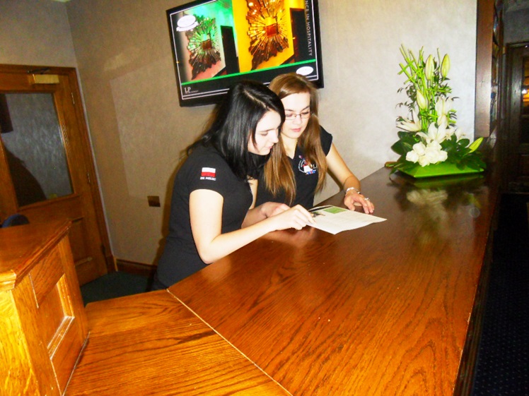 Finał praktyk w Anglii pierwszej grupy uczniów ZSE