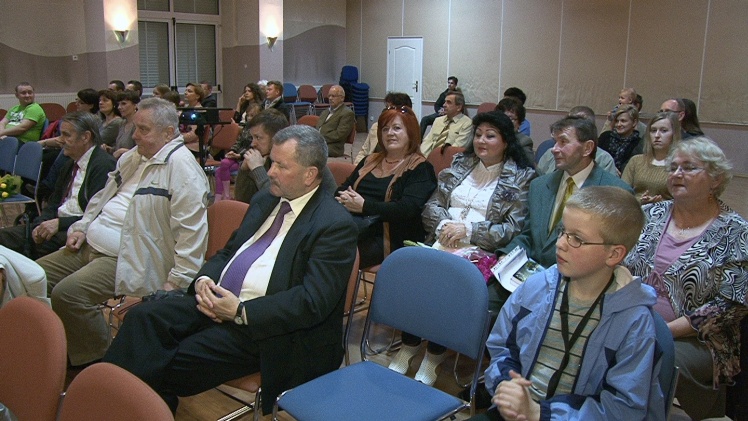 Multimedialna promocja ?Tęczowego kryształu?