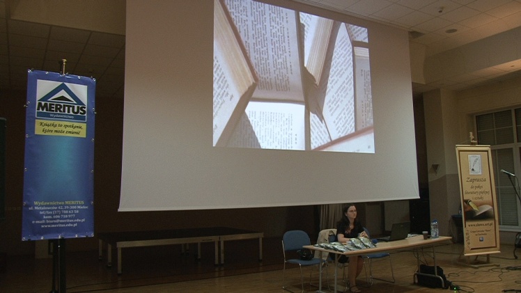 Multimedialna promocja ?Tęczowego kryształu?