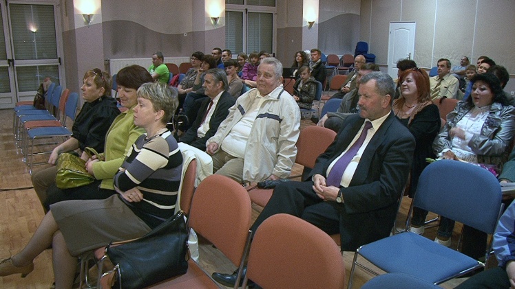 Multimedialna promocja ?Tęczowego kryształu?