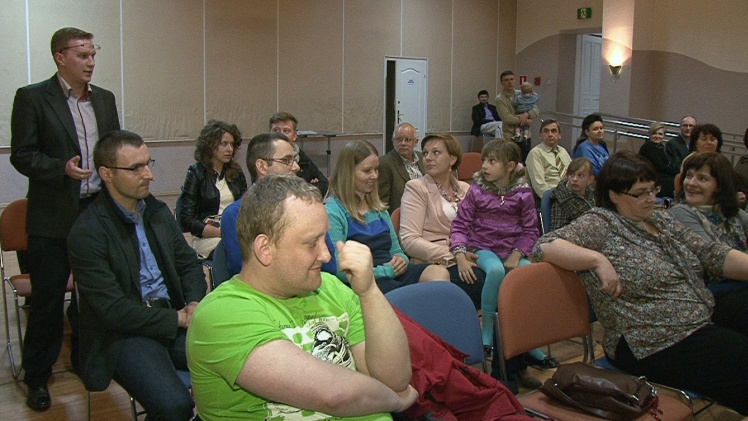 Multimedialna promocja ?Tęczowego kryształu?