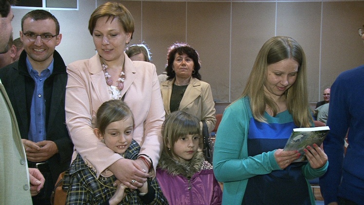 Multimedialna promocja ?Tęczowego kryształu?