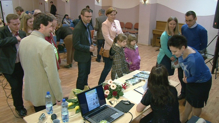 Multimedialna promocja ?Tęczowego kryształu?