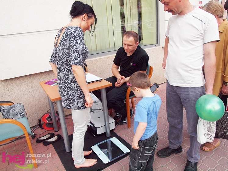 Zabawa z JOY Fitness Club na Placu Armii Krajowej