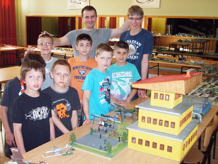 Weekendowa wystawa modelarska w SDK zgromadziła wielu wystawców