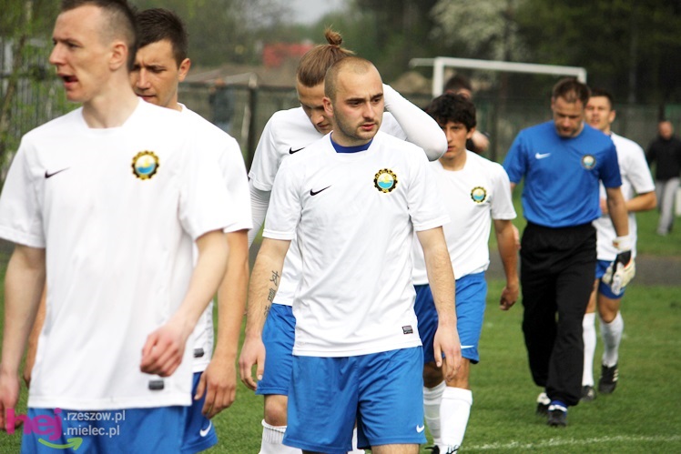 Zwycięski marsz piłkarzy Stali Mielec! Zwycięstwo w hicie kolejki!