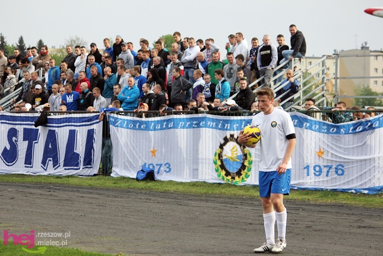 Zwycięski marsz piłkarzy Stali Mielec! Zwycięstwo w hicie kolejki!
