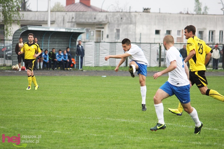 Zwycięski marsz piłkarzy Stali Mielec! Zwycięstwo w hicie kolejki!
