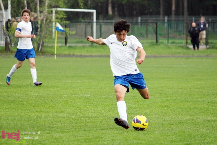 Zwycięski marsz piłkarzy Stali Mielec! Zwycięstwo w hicie kolejki!