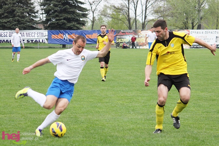 Zwycięski marsz piłkarzy Stali Mielec! Zwycięstwo w hicie kolejki!