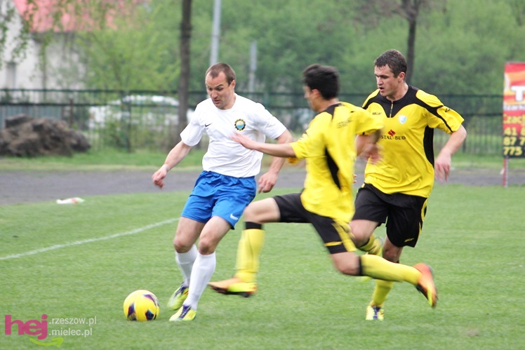 Zwycięski marsz piłkarzy Stali Mielec! Zwycięstwo w hicie kolejki!