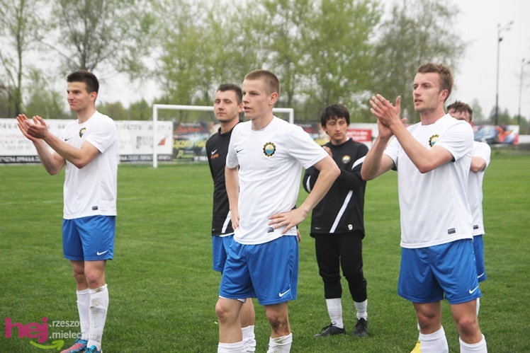 Zwycięski marsz piłkarzy Stali Mielec! Zwycięstwo w hicie kolejki!