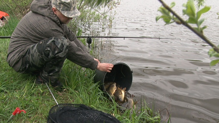 Wędkarze w swoim żywiole. Udane zawody w Rzemieniu