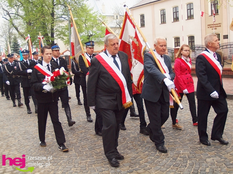 Mieleckie święto3 Maja obchodzone jak co roku. Msza, przemarsz, uroczystość pod pomnikiem