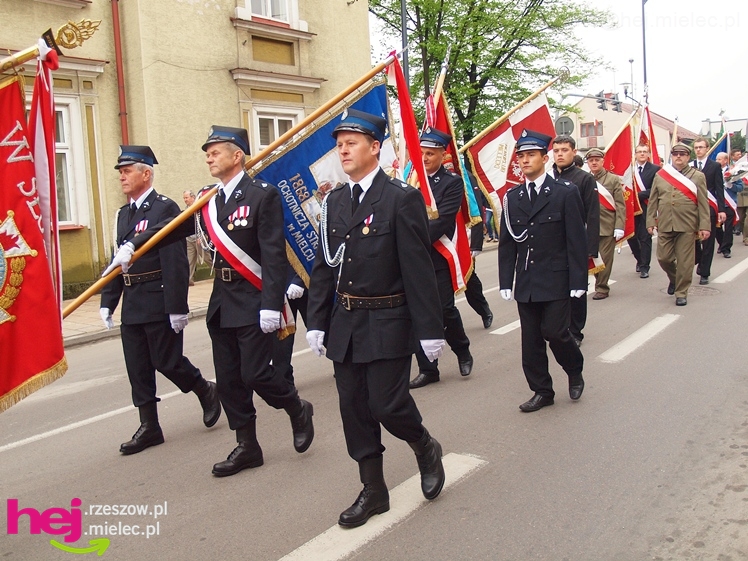 Mieleckie święto3 Maja obchodzone jak co roku. Msza, przemarsz, uroczystość pod pomnikiem
