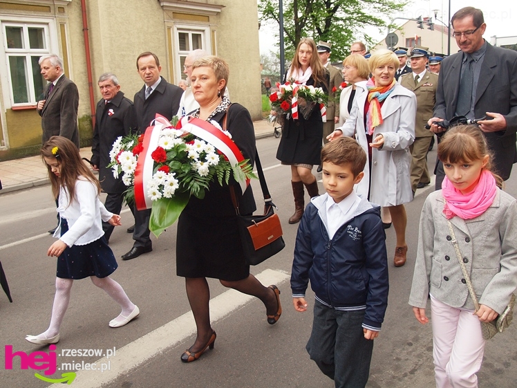 Mieleckie święto3 Maja obchodzone jak co roku. Msza, przemarsz, uroczystość pod pomnikiem