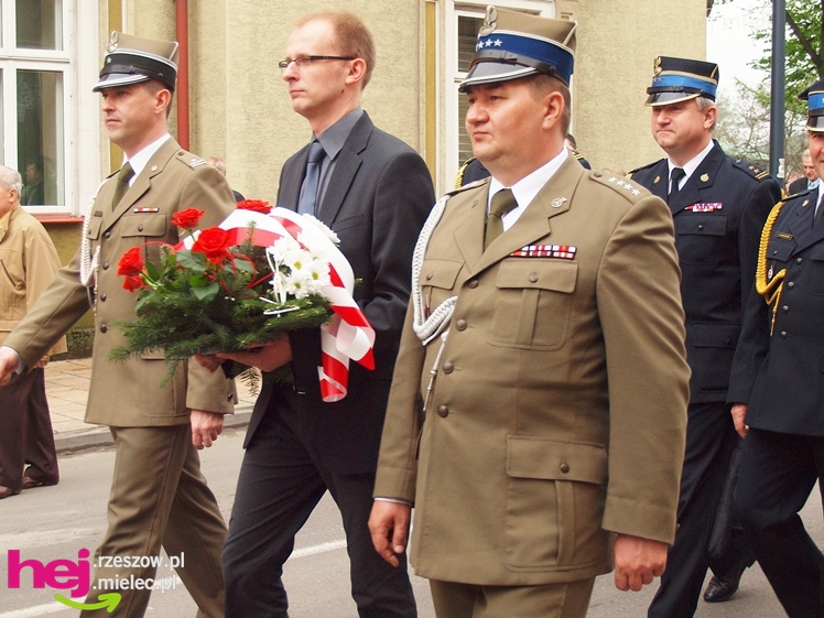 Mieleckie święto3 Maja obchodzone jak co roku. Msza, przemarsz, uroczystość pod pomnikiem