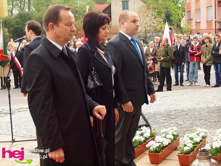 Mieleckie święto3 Maja obchodzone jak co roku. Msza, przemarsz, uroczystość pod pomnikiem