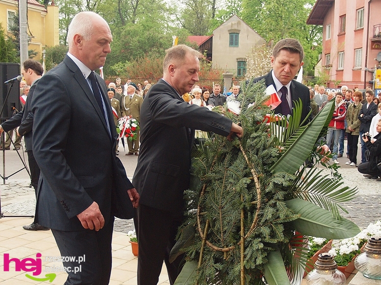 Mieleckie święto3 Maja obchodzone jak co roku. Msza, przemarsz, uroczystość pod pomnikiem