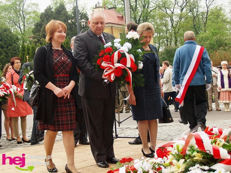 Mieleckie święto3 Maja obchodzone jak co roku. Msza, przemarsz, uroczystość pod pomnikiem