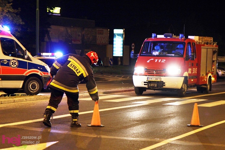 Tragiczny wypadek na Al. Kwiatkowskiego w Mielcu. Nie żyje 52-letni mężczyzna
