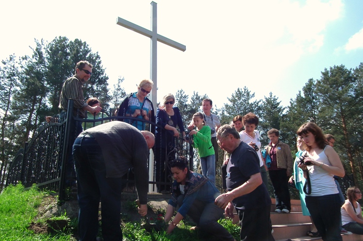 42 Patriotyczny Rajd ,,Pąsowej Róży?? Oddziału Miejskiego PTTK Mielec