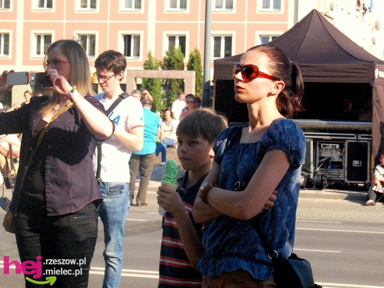 Barwny i długo koncert zakończył europejskie spotkanie w Mielcu - część I