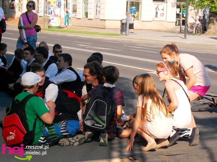 Barwny i długo koncert zakończył europejskie spotkanie w Mielcu - część I