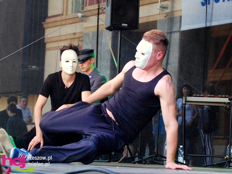 Barwny i długo koncert zakończył europejskie spotkanie w Mielcu - część I