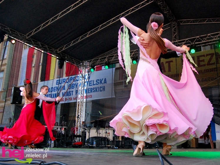 Barwny i długo koncert zakończył europejskie spotkanie w Mielcu - część I