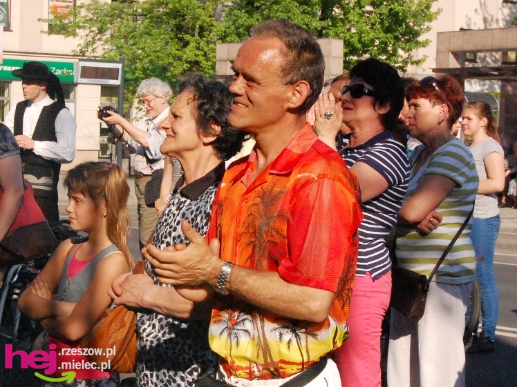 Barwny i długo koncert zakończył europejskie spotkanie w Mielcu - część I