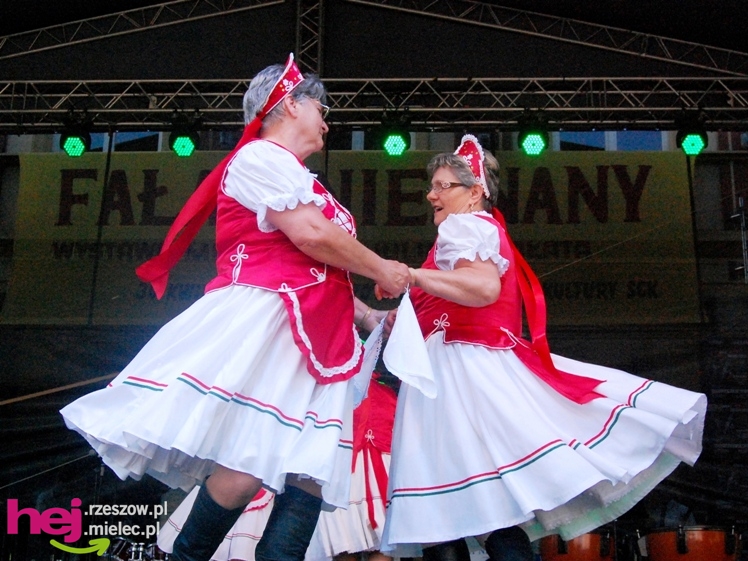 Barwny i długo koncert zakończył europejskie spotkanie w Mielcu - część I