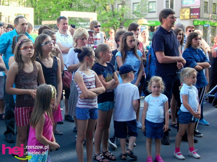 Barwny i długo koncert zakończył europejskie spotkanie w Mielcu - część II