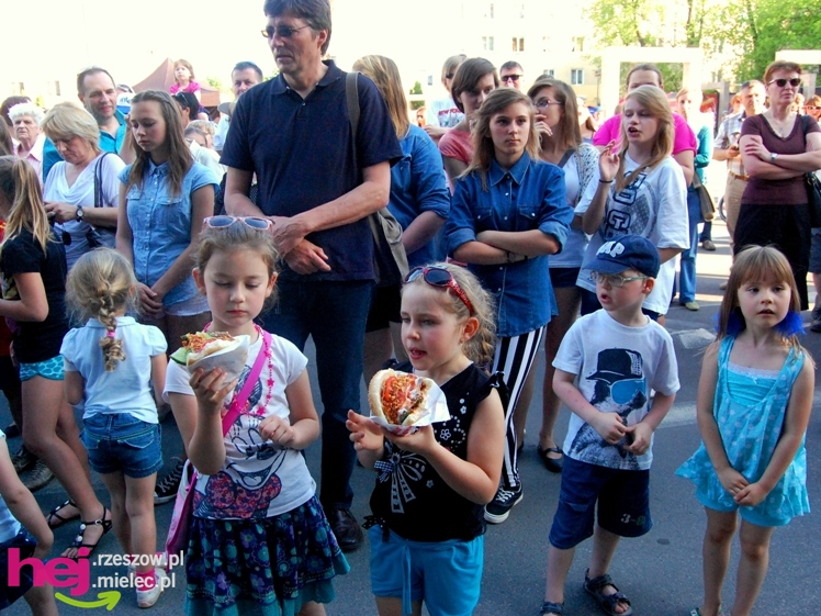 Barwny i długo koncert zakończył europejskie spotkanie w Mielcu - część II