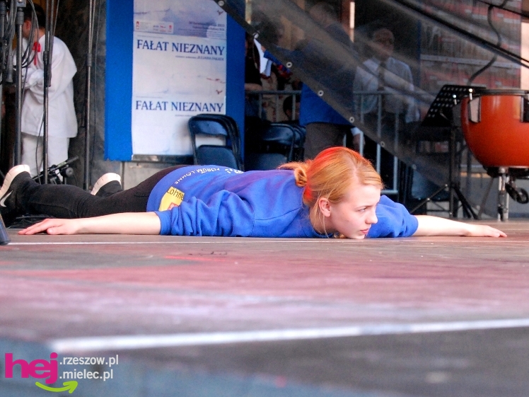 Barwny i długo koncert zakończył europejskie spotkanie w Mielcu - część II