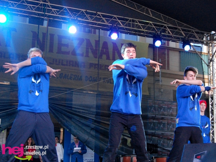 Barwny i długo koncert zakończył europejskie spotkanie w Mielcu - część II