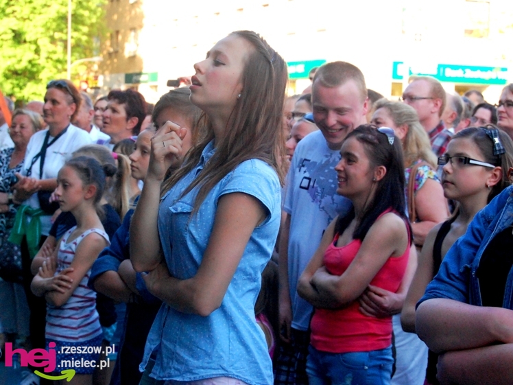Barwny i długo koncert zakończył europejskie spotkanie w Mielcu - część II