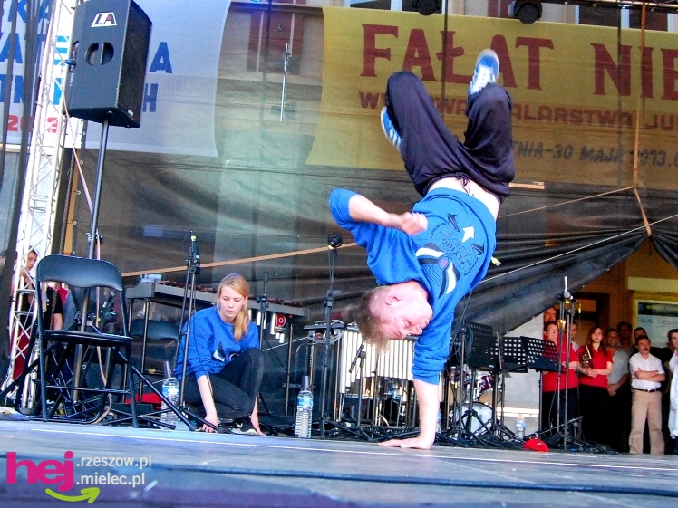 Barwny i długo koncert zakończył europejskie spotkanie w Mielcu - część II