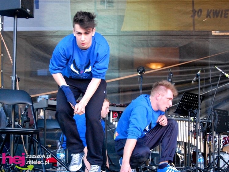 Barwny i długo koncert zakończył europejskie spotkanie w Mielcu - część II