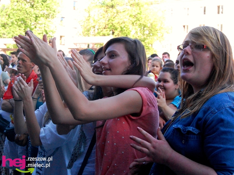 Barwny i długo koncert zakończył europejskie spotkanie w Mielcu - część II