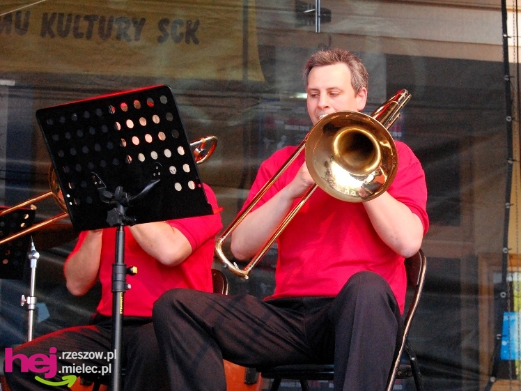 Barwny i długo koncert zakończył europejskie spotkanie w Mielcu - część II