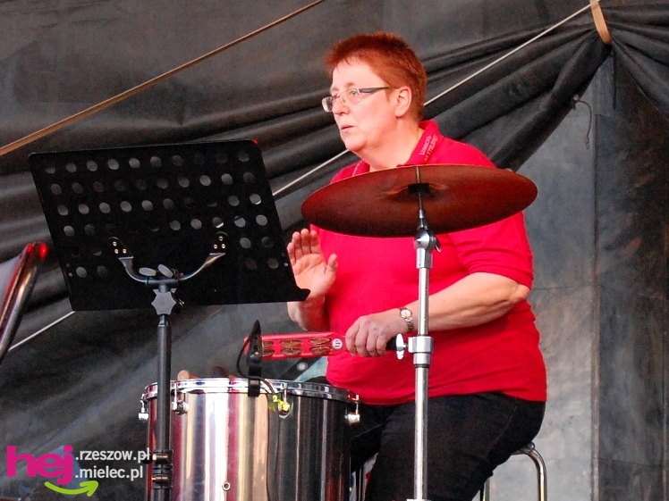 Barwny i długo koncert zakończył europejskie spotkanie w Mielcu - część II